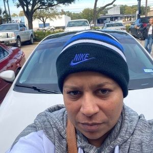 Meet your Posher, Debra